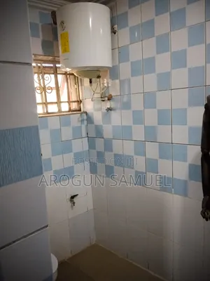 1bdrm House in Nil, Zone 3 / Wuse for rent