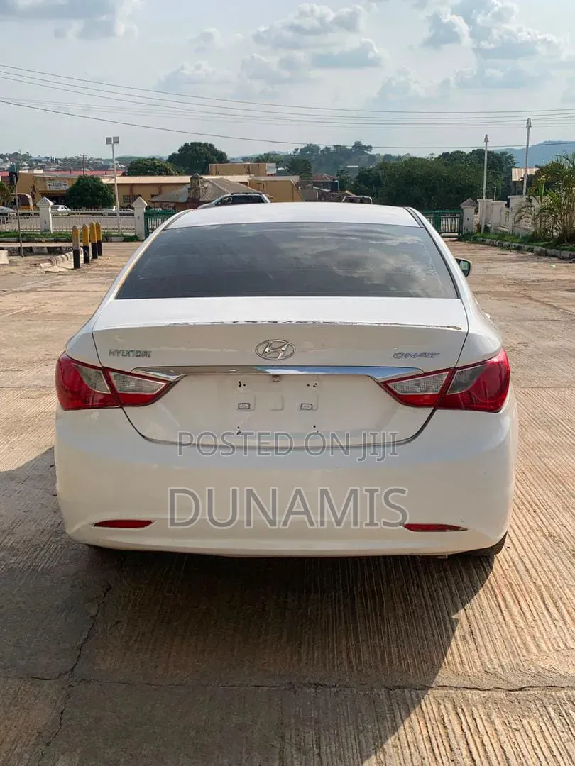Hyundai Sonata 2012 White