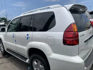 Lexus GX 470 Sport Utility 2006 White