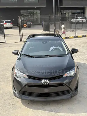 Toyota Corolla LE ECO w/Package 1 4dr Sedan (1.8L 4cyl CVT) 2017 Black