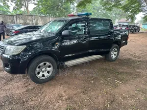 Toyota Hilux 2012 Black
