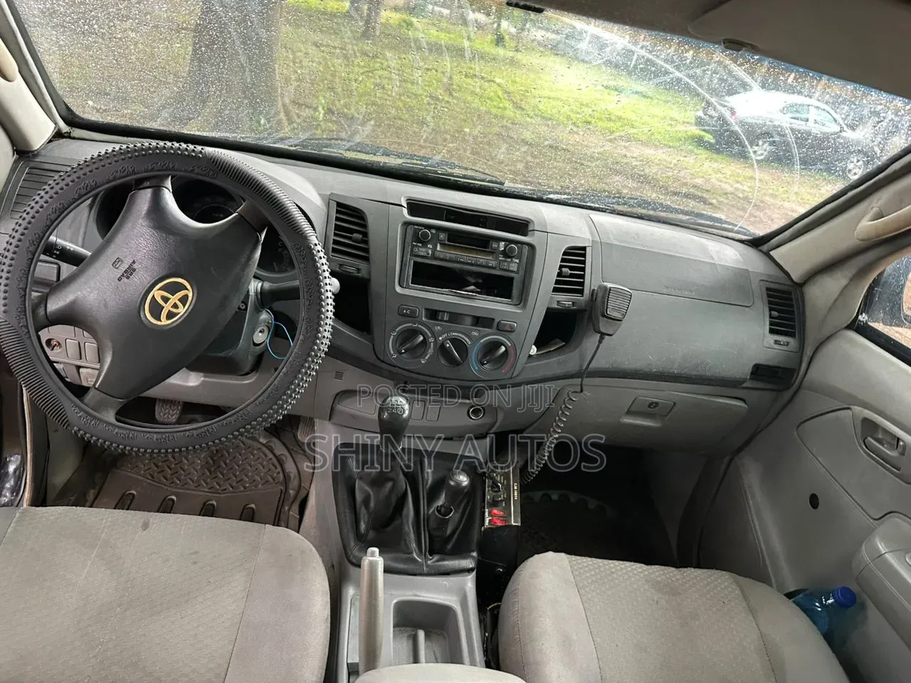 Toyota Hilux 2012 Black
