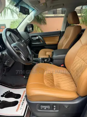 Toyota Land Cruiser 4.5 V8 VXR 2021 Black