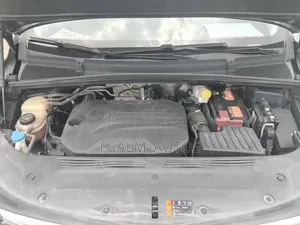 Roewe iMAX8 2020 Blue