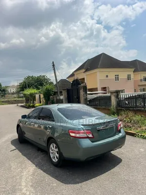 Toyota Camry 2010 Green