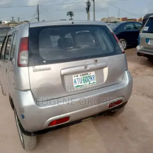 Isuzu Amigo 2002 Silver