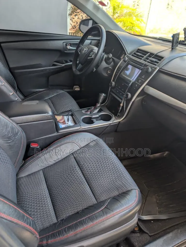 Toyota Corolla 2015 Red
