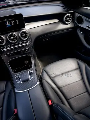 Mercedes-Benz GLC-Class 2021 Black