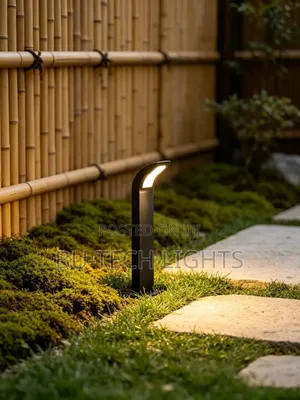 Curved Outdoor Pathway Light