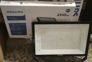 Philips 200w Essential Smart Bright Flood Light