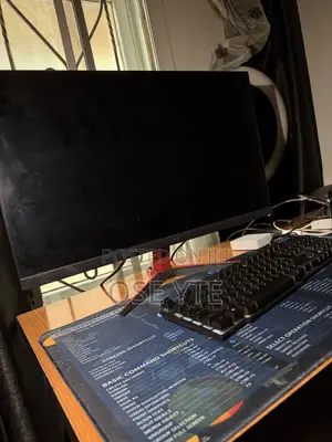 Acer 27 Inch Screen Display With a Lighting Gaming Keyboard