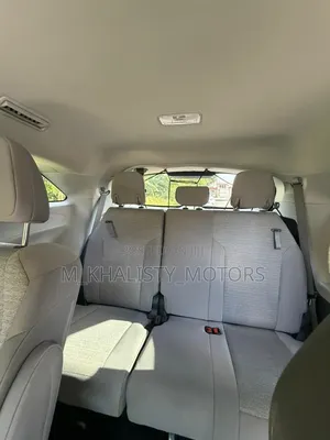 Toyota Sienna 2022 Silver