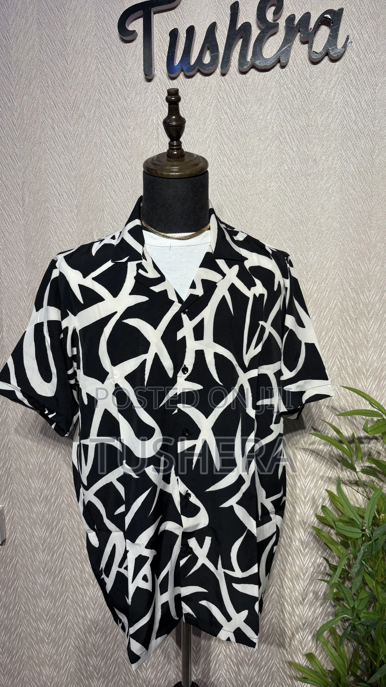 Tushera Vintage Shirts
