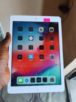 Apple iPad Air 64 GB White