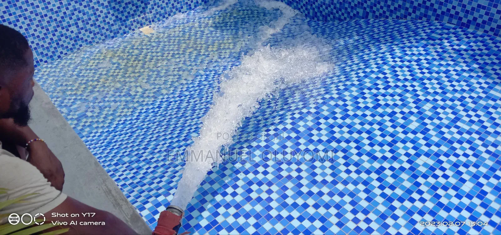 Swimming Pool Cleaning Services