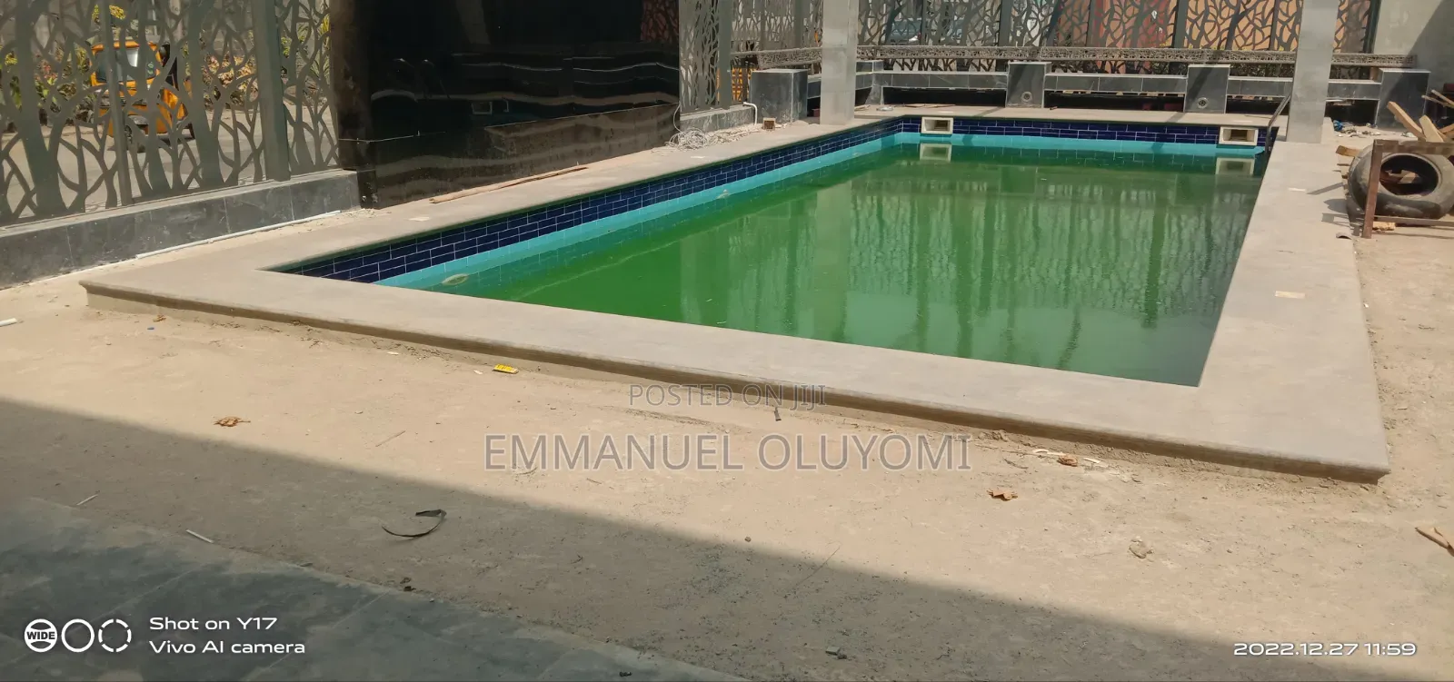 Swimming Pool Cleaning Services