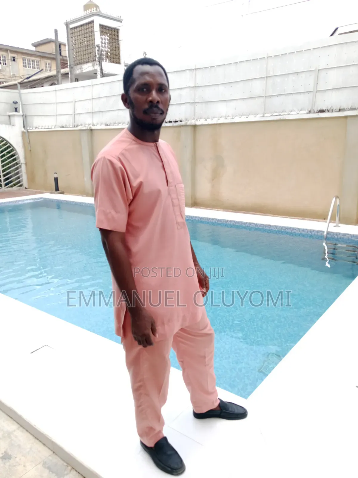 Swimming Pool Cleaning Services