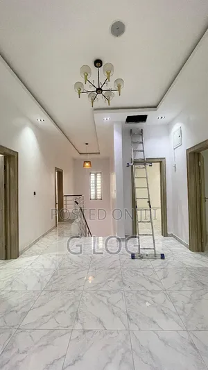 5bdrm Duplex in Osapa London for sale