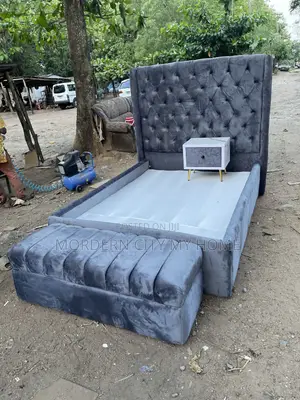 Bedframe With Bedside and Urtomah
