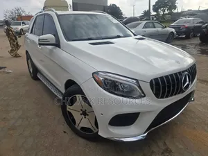 Mercedes-Benz M Class 2013 White