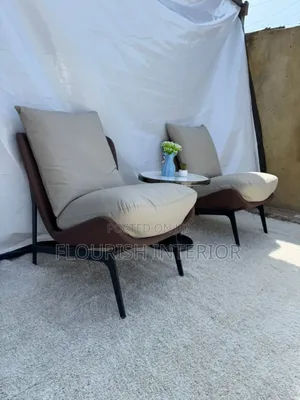 Luxury Standard Quality Imported Relaxing Chair.