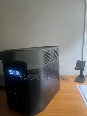 EcoFlow Delta 2 Solar Generator (1024Wh) – Excellent Condition