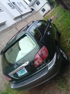 Lexus RX 2000 Green
