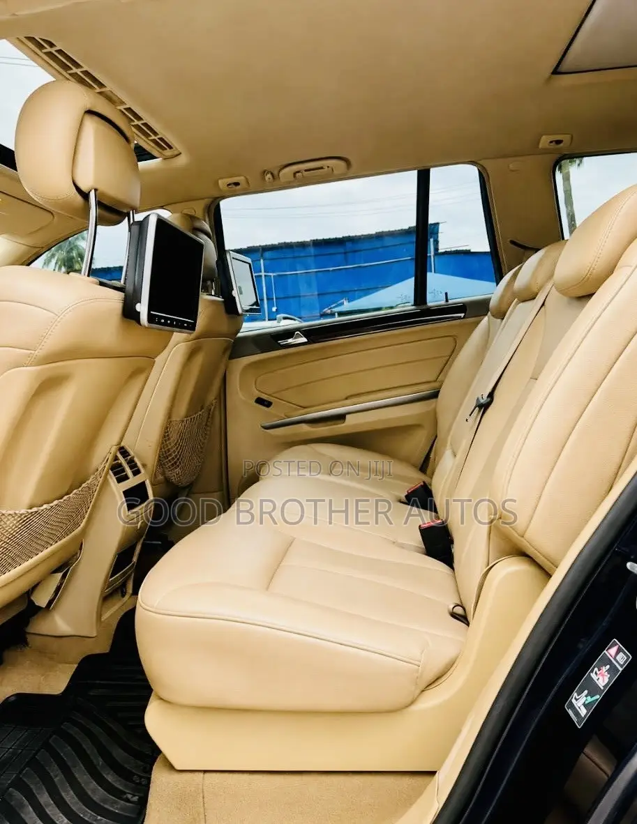 Mercedes-Benz GL-Class 2012 Blue