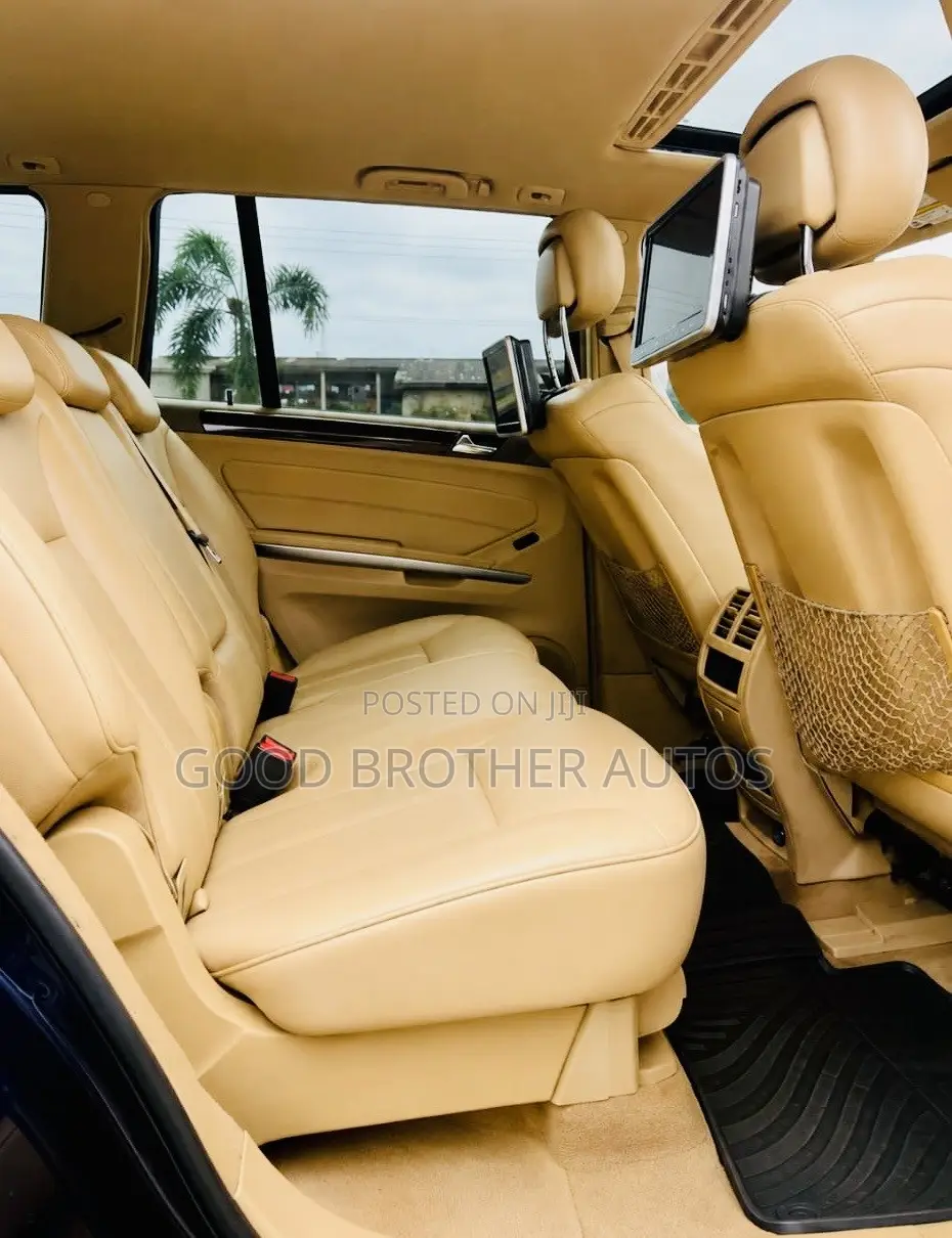 Mercedes-Benz GL-Class 2012 Blue