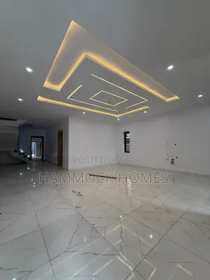 5bdrm Duplex in Akobo for sale