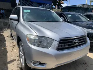 Toyota Highlander Limited 2010 Silver