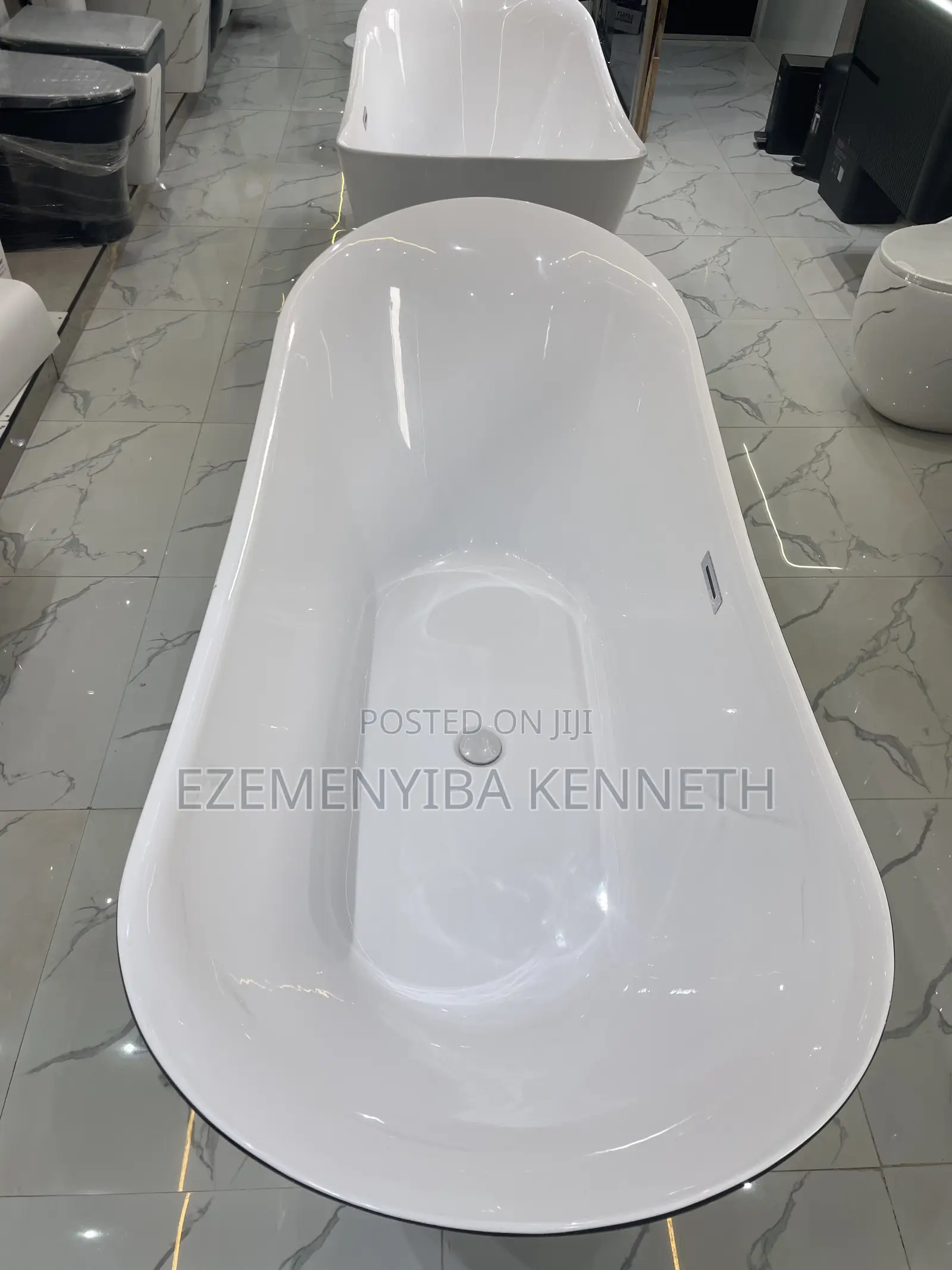 White Bathtubs