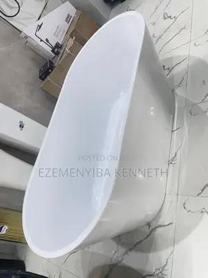 White Bathtubs