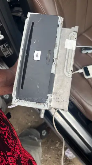 222 S Class Radio 2018