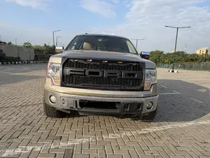 Ford F-150 Lariat 2010 Gold
