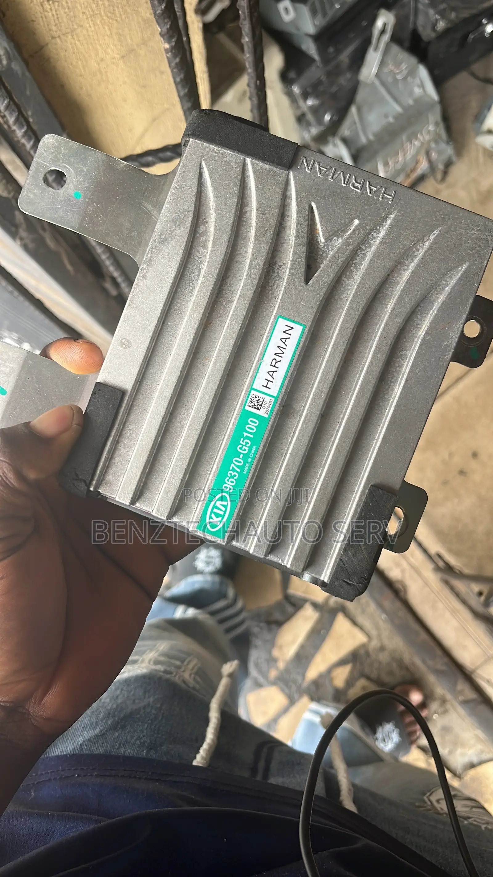 Amplifier for Hyundai Santafe