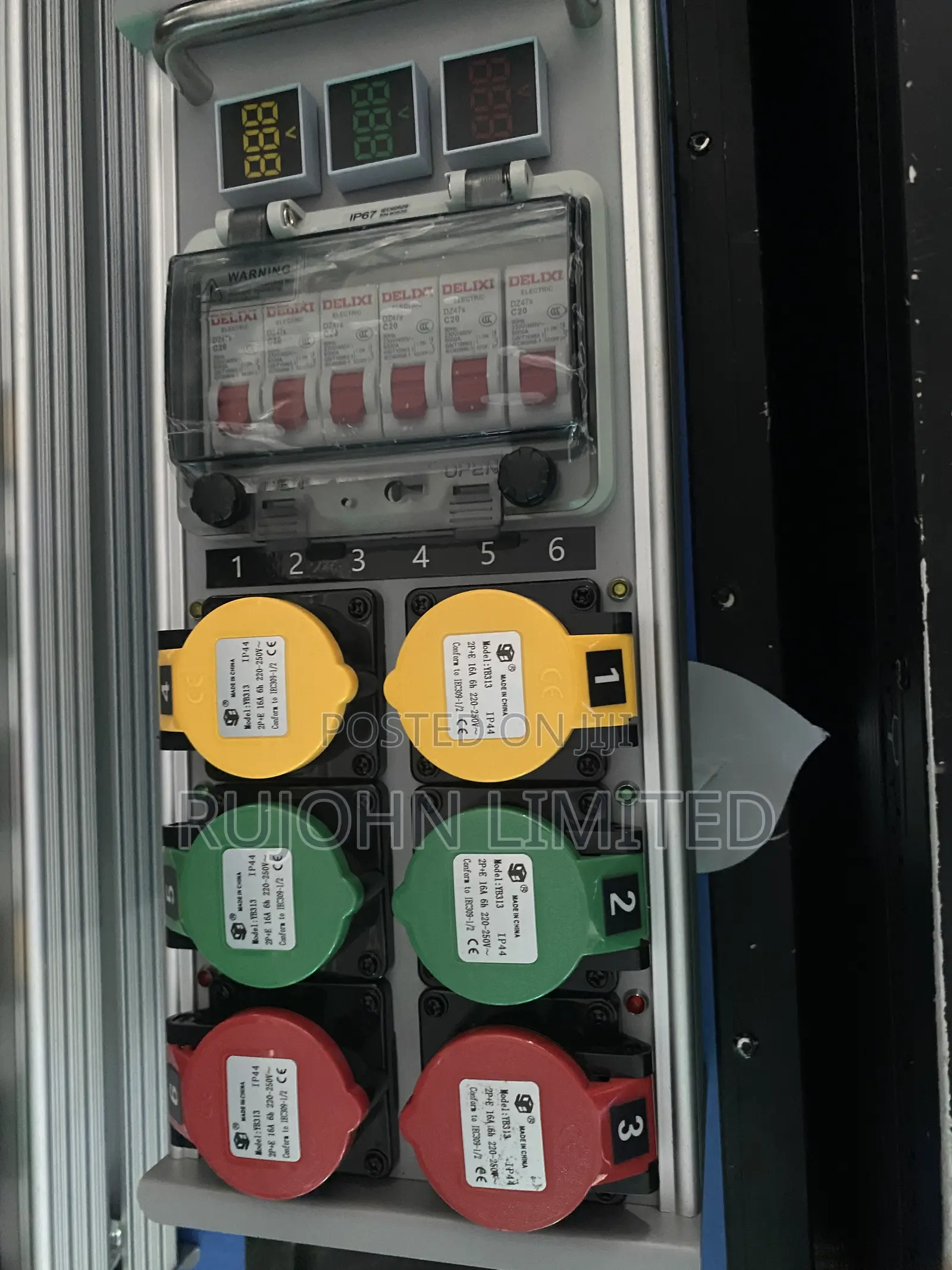 6-Way Power Distribution Box