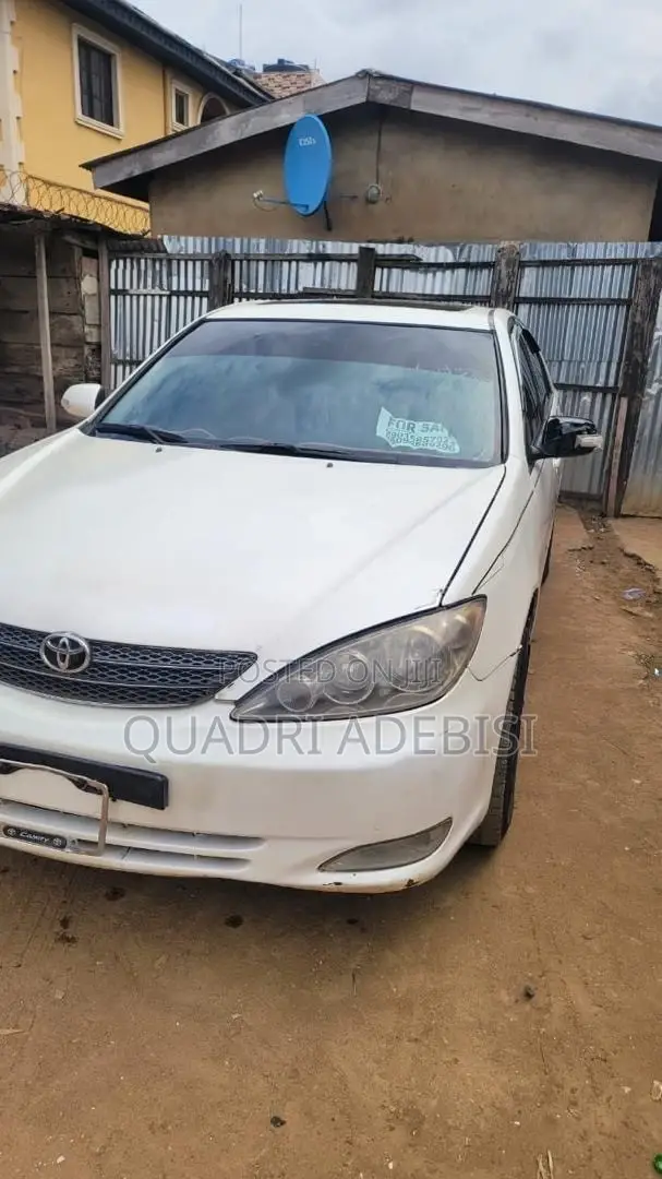 Toyota Camry 2005 White