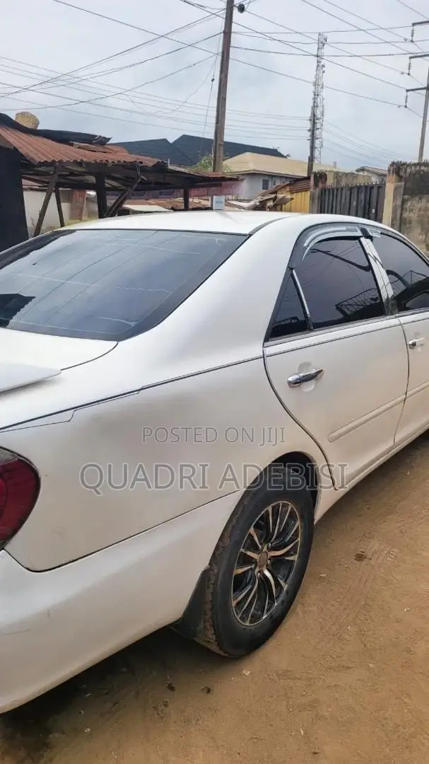 Toyota Camry 2005 White