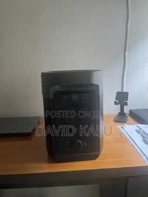 EcoFlow Delta 2 Solar Generator (1024Wh) – Excellent Condition
