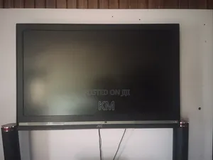 JVC 40 Inches Flat Screen TV With Original Remote