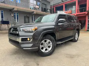 Toyota 4-Runner 2017 Gray