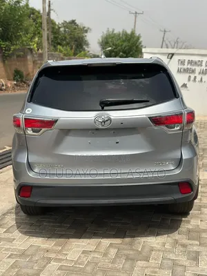 Toyota Highlander 2015 Silver