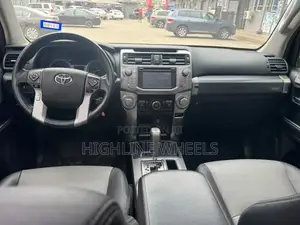 Toyota 4-Runner 2017 Gray