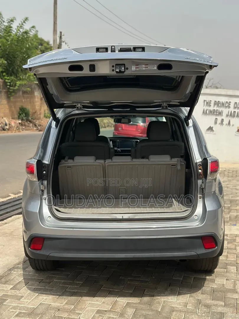 Toyota Highlander 2015 Silver