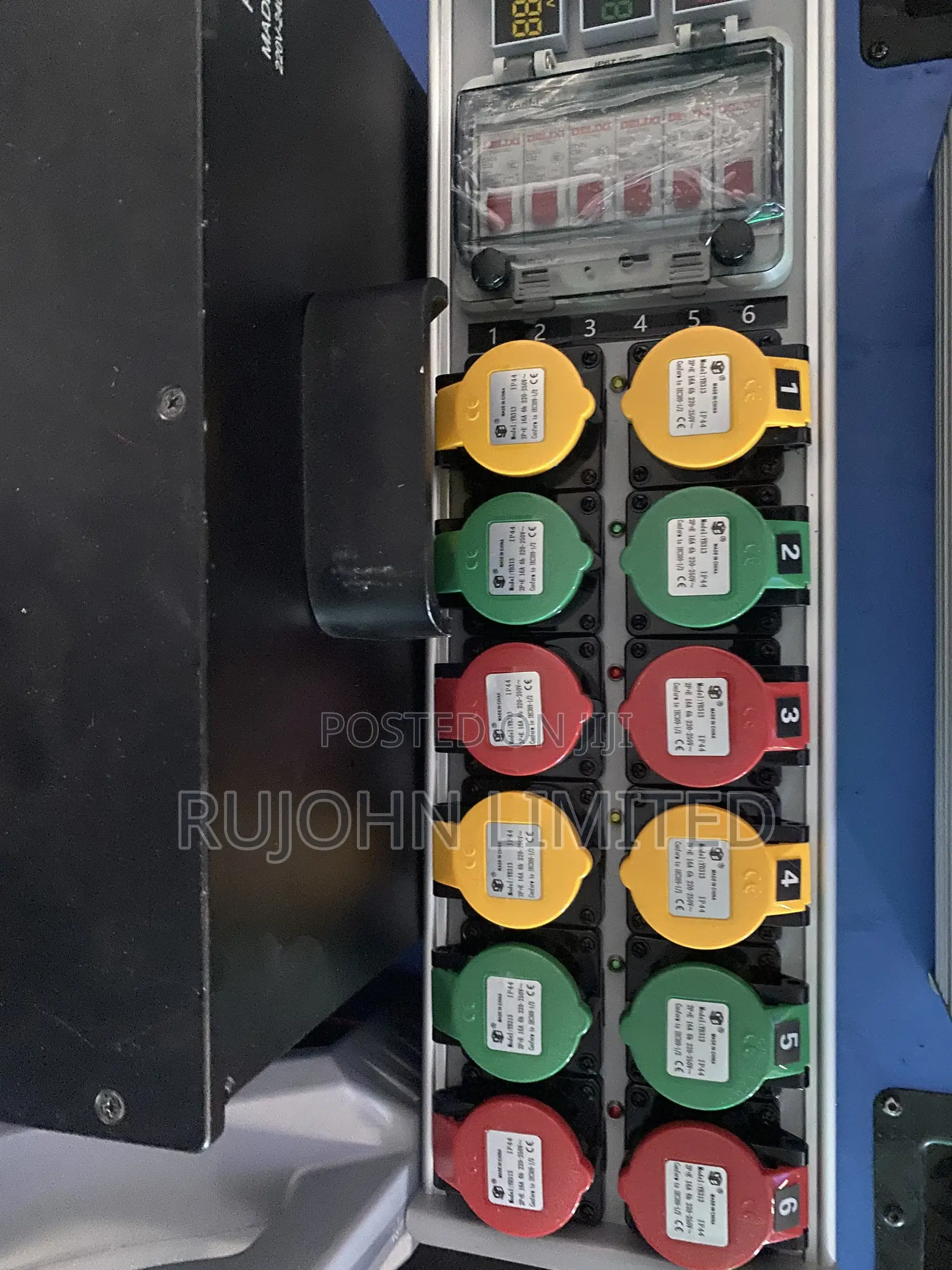 12-Way Power Distribution Box