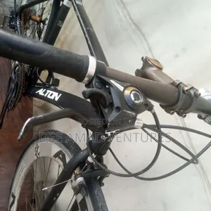 Black Alton Road Bicycle
