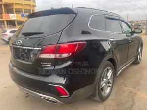 Hyundai Santa Fe 2017 Black