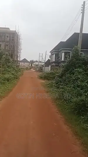 Fenced 50×100ft Land at Film House Road, Ugbowo – Distress Sale