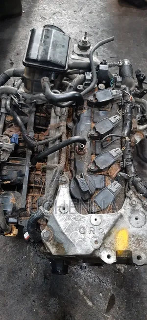 Nissan QR25 2.5-Liter 4-Cylinder Engine